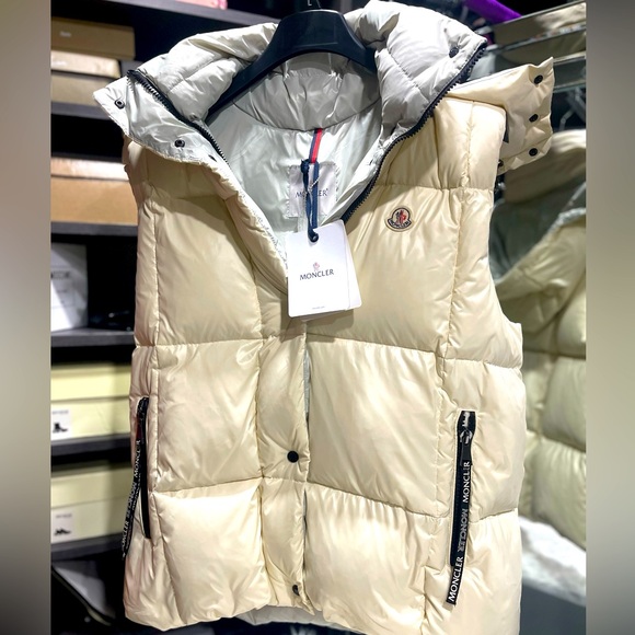 MONCLER
Off-White Luzule Down Vest - Picture 1 of 14
